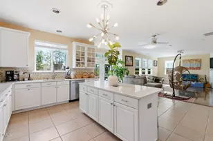 607 Ravenstone Ln, Durham, NC 27703 - Photo 23