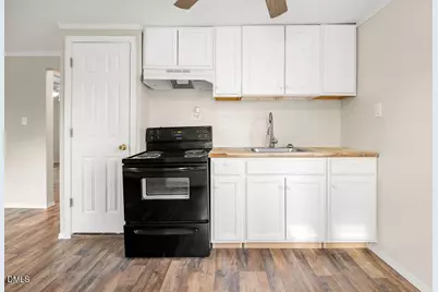 122 Washington Street, Lumberton, NC 28358 - Photo 9