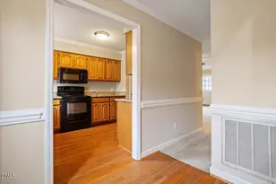 2847 Bedfordshire Ct, Raleigh, NC 27604 - Photo 5