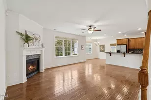 929 E Ivy Valley Dr, Fuquay Varina, NC 27526 - Photo 5