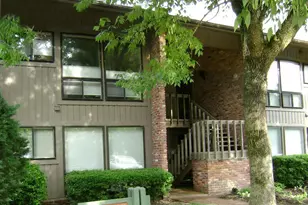 1305 Oak Tree Dr, Chapel Hill, NC 27517 - Photo 1