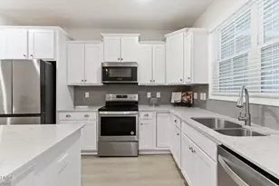 978 Gateway Commons Cir, Wake Forest, NC 27587 - Photo 11