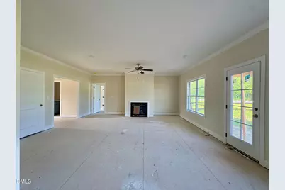 7637 Sweetwater Drive, Nashville, NC 27856 - Photo 11