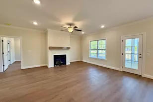 7637 Sweetwater Dr, Nashville, NC 27856 - Photo 9