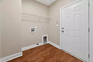 9211 Calabria Dr, Raleigh, NC 27617 - Photo 33