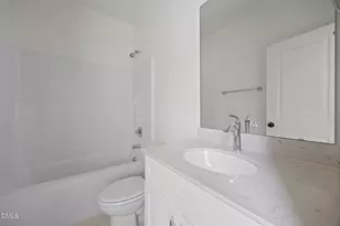 2811 Wilcox Pl, Raleigh, NC 27607 - Photo 15