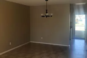 103 Old Spring Hill Ln, Fuquay-Varina, NC 27526 - Photo 3