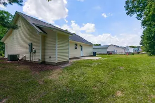 381 Gray Ghost St, Benson, NC 27504 - Photo 31
