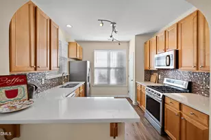 4920 Lady of the Lake Dr, Raleigh, NC 27612 - Photo 5