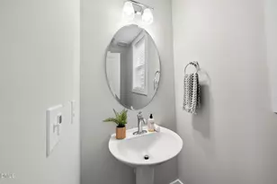 174 Bluffwood Ave, Chapel Hill, NC 27516 - Photo 15