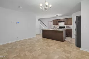 506 Old Salem Dr, Spring Lake, NC 28390 - Photo 9