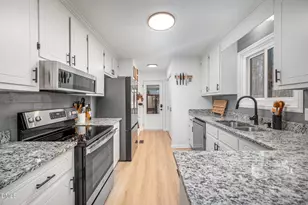 6014 Guess Rd, Durham, NC 27712 - Photo 11