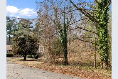 7713 Valview Street, Raleigh, NC 27613 - Photo 5