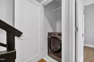 537 New Bern, Raleigh, NC 27601 - Photo 21