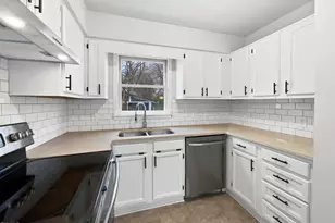 4928 Royal Adelaide Way, Raleigh, NC 27604 - Photo 3