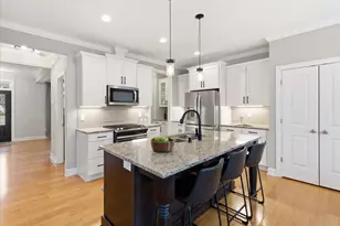 30 Grandwood Cir, Durham, NC 27712 - Photo 3