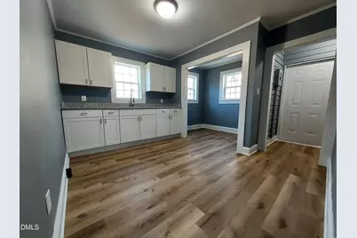 524 Avon Avenue, Burlington, NC 27215 - Photo 7