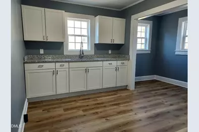 524 Avon Avenue, Burlington, NC 27215 - Photo 5