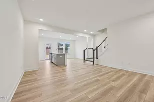 949 Kensley Grv Ln, Fuquay Varina, NC 27526 - Photo 7