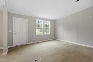 121 Countrywood Dr, Fuquay Varina, NC 27526 - Photo 7