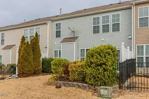 8306 Yaxley Hall Dr, Raleigh, NC 27616 - Photo 29