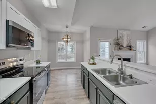 5516 Neuse Wood Dr, Raleigh, NC 27616 - Photo 9