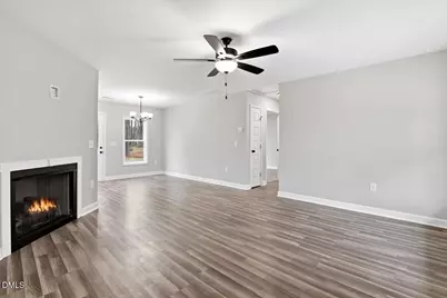 104 E Pope Avenue, Kenly, NC 27542 - Photo 7