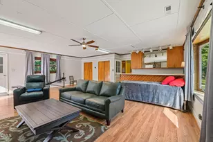 920 Apple Ln, Hillsborough, NC 27278 - Photo 9