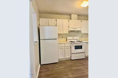 127 Essex Drive, Chapel Hill, NC 27514 - Photo 17
