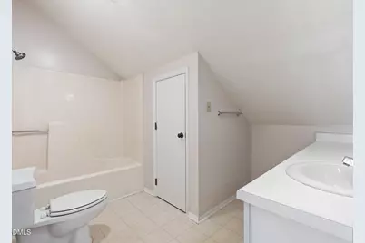 127 Essex Drive, Chapel Hill, NC 27514 - Photo 23