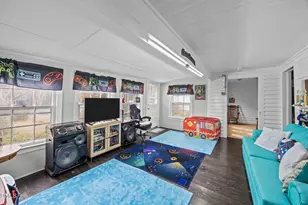 3593 E Wilson St, Farmville, NC 27828 - Photo 13