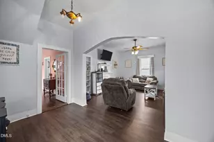 3593 E Wilson St, Farmville, NC 27828 - Photo 5