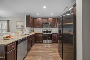 129 Longleaf Pine St, Clayton, NC 27527 - Photo 3