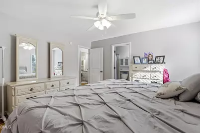 525 W Edwards Street, Princeton, NC 27569 - Photo 15