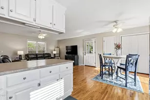 525 W Edwards St, Princeton, NC 27569 - Photo 11