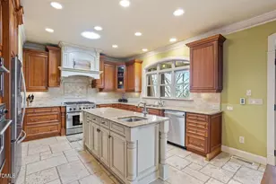 317 Charleston Dr, Clayton, NC 27527 - Photo 11