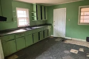 802 Berwyn Ave, Durham, NC 27704 - Photo 13