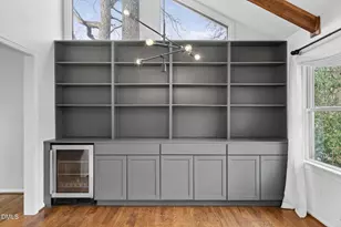 1201 Chardon Ct, Raleigh, NC 27609 - Photo 9