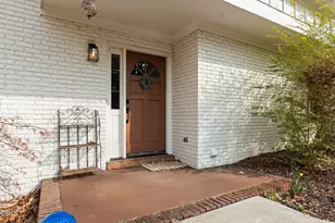 1201 Chardon Ct, Raleigh, NC 27609 - Photo 39