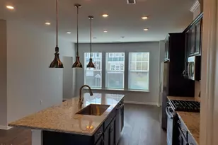 1012 Freeport Dr, Durham, NC 27703 - Photo 9