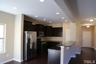 609 Poplar St, Durham, NC 27703 - Photo 5