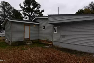 405 E Cole St, Dunn, NC 28334 - Photo 33