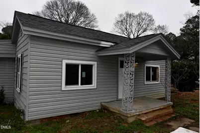 405 E Cole Street, Dunn, NC 28334 - Photo 1