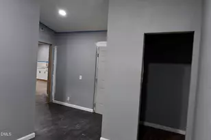 405 E Cole St, Dunn, NC 28334 - Photo 17