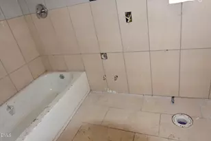 405 E Cole St, Dunn, NC 28334 - Photo 27