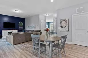 821 Stable Fern Dr, Fuquay-Varina, NC 27526 - Photo 3