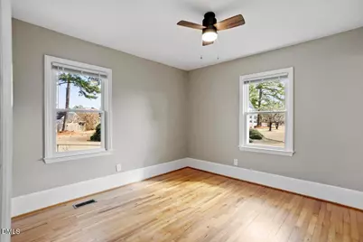 606 W Harnett Street, Benson, NC 27504 - Photo 19