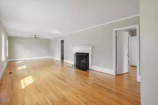 606 W Harnett St, Benson, NC 27504 - Photo 7