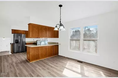 6467 Brookshire Street, Fayetteville, NC 28314 - Photo 7