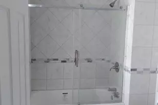 1017 Holmes St, Raleigh, NC 27601 - Photo 9